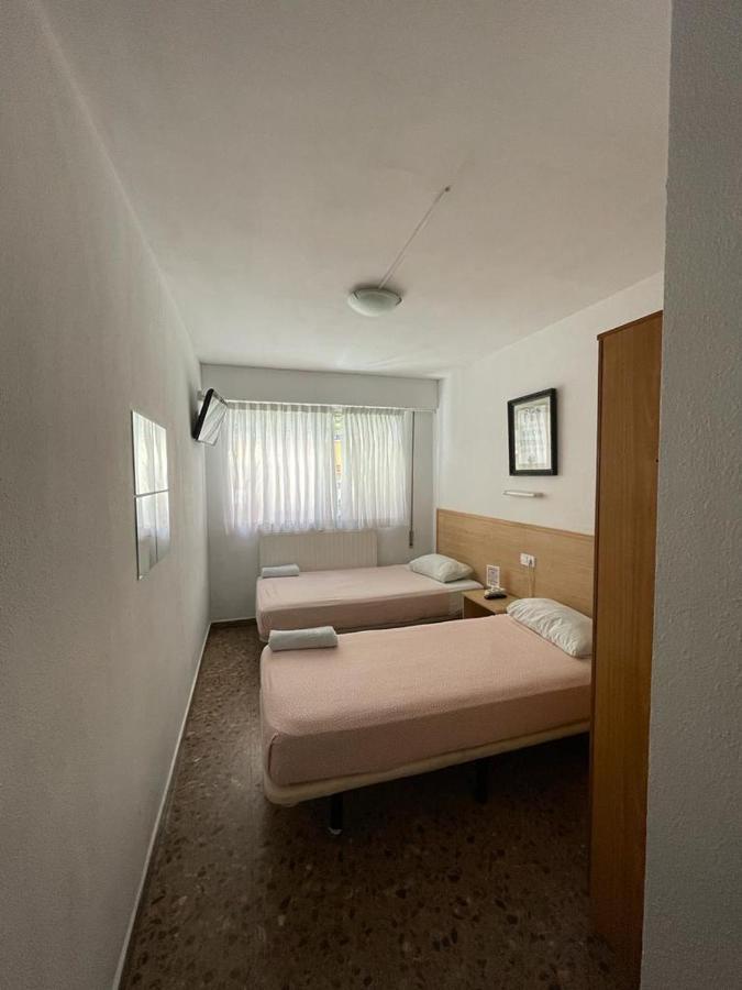 Hostal Milmarcos Zaragoza Exterior photo