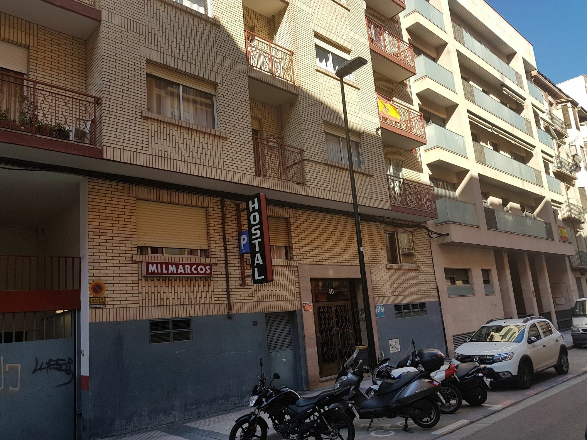 Hostal Milmarcos Zaragoza Exterior photo